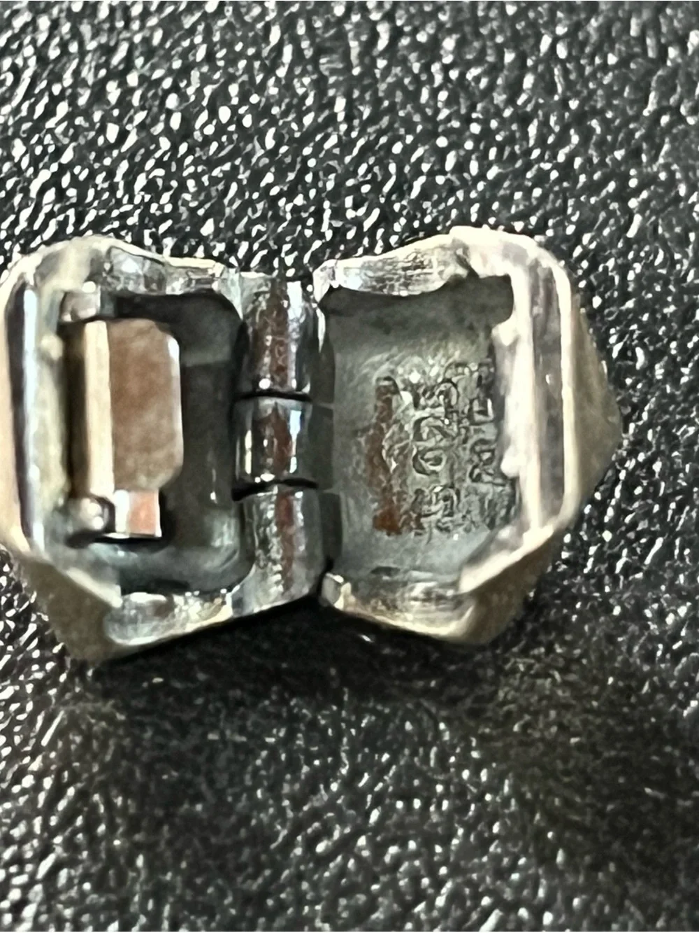 Geometric Hexagonal Metallic Stopper Bead stamped ALE S 925.